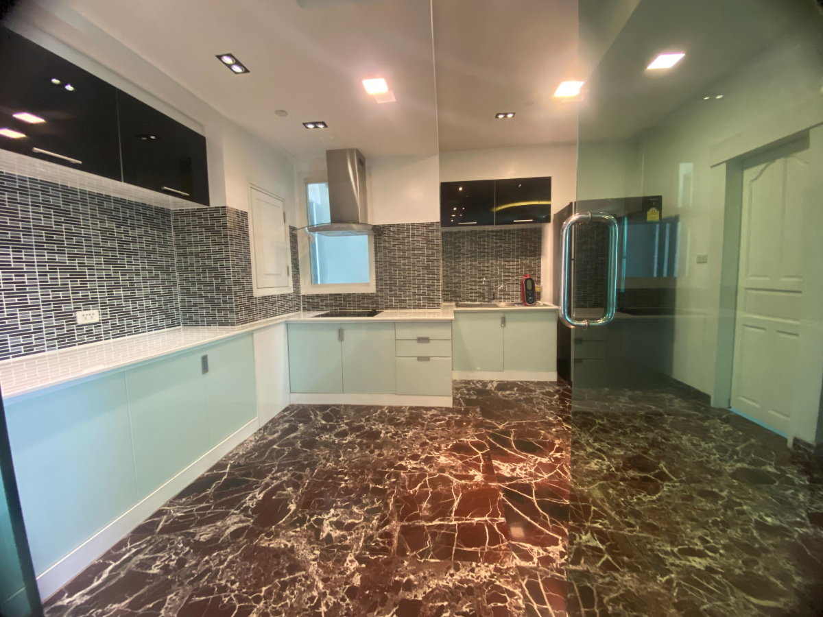 รูป Luxury unit ✨ขาย Wind Sukhumvit 23 ห้องสวย ตกแต่งเฟอร์ครบ ชั้นสูง วิวเมือง พร้อมอยู่ ‼️DS3974 | Line @Dstay - รูปที่ 16/26