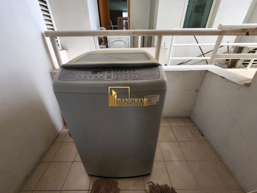 รูป The Empire Place | Impressive 2 Bedroom Condo For Rent - BR14603CD - รูปที่ 13/40