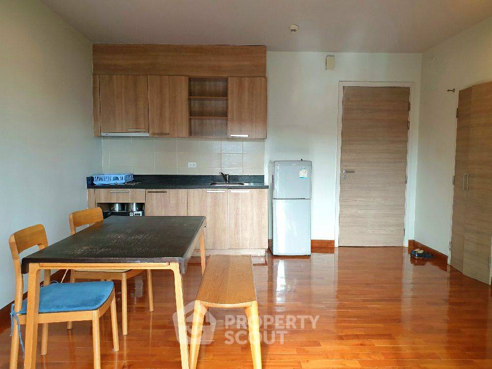 รูป คอนโด 2 ห้องนอน 72 ตร.ม. ให้เช่า ที่ Hive Taksin ใกล้ BTS วงเวียนใหญ่ 100 ม. (ID 635502) - รูปที่ 4/9