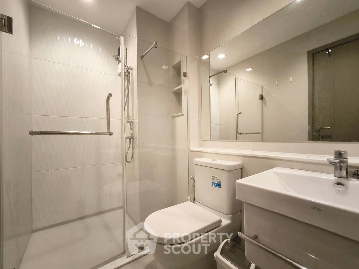 รูป คอนโด 2 ห้องนอน ชั้น 17 Life Asoke - Rama 9 ใกล้ MRT พระราม 9 (ID 3159085) - รูปที่ 11/12