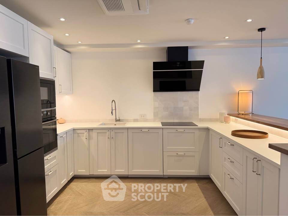 picture 3-BR Condo At D.S. Tower 2 Sukhumvit 39 Near MRT Sukhumvit (ID 3157438) - 14/36
