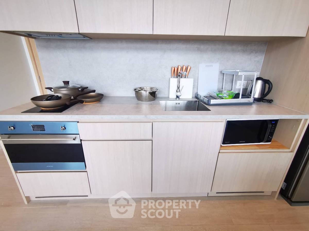 picture 2-BR Condo At The Lofts Silom For Rent Near BTS Surasak (ID 513313) - 5/14