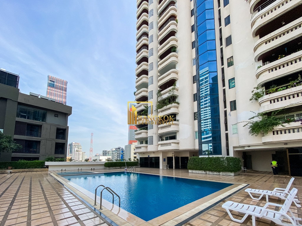 รูป Windsor Tower | 3 Bedroom Condo For Rent in Asoke - BR11009CD - รูปที่ 28/33