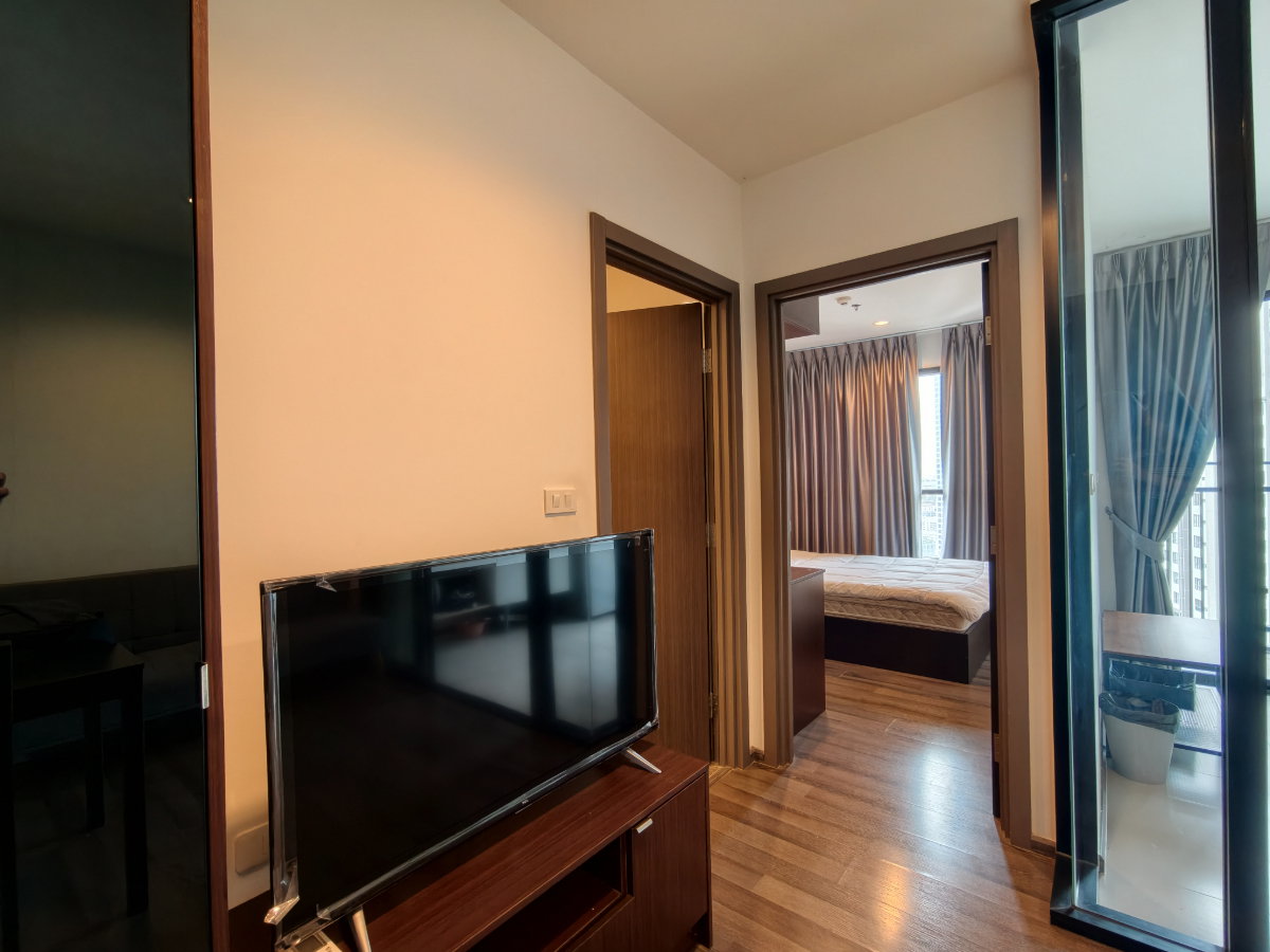 รูป คอนโด ให้เช่า : The Base Park East Sukhumvit 77 (( BTS Onnut Udomsuk  )) MK-02  line @livingbkk - รูปที่ 6/10