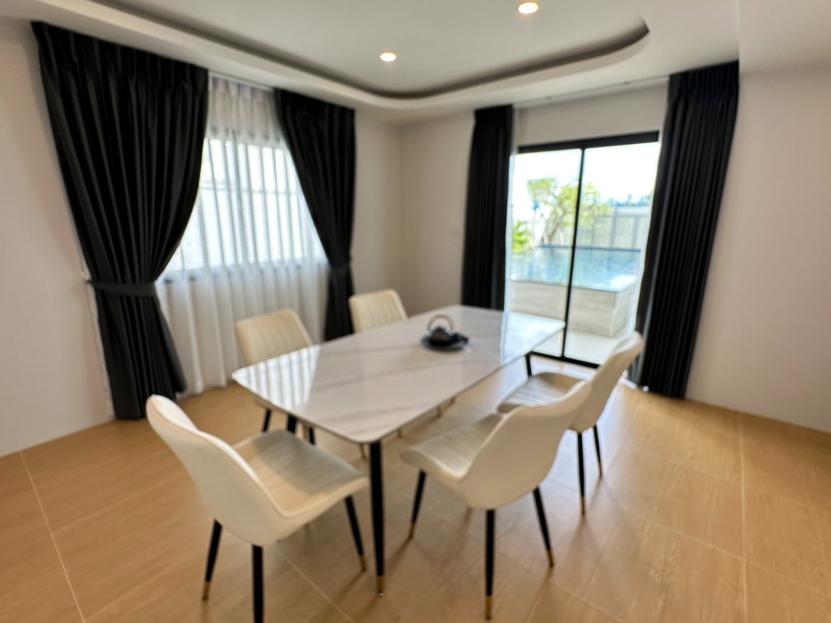 รูป 🏡✨ ขาย Pool Villa 2 ชั้น พร้อมสระว่ายน้ำส่วนตัว ฟังก์ชันระดับพรีเมียม ใกล้โรงเรียนนานาชาติ ✨🏡  C7MG100949 - รูปที่ 3/13