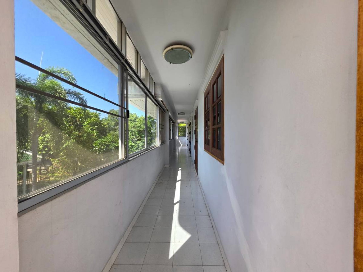 รูป ขาย บ้านพร้อมที่ดิน 191 ตร.ว แปลงใหญ่ Rare Item !! ซ.บุญศิริ ใกล้ BTS รร.นายเรือ ปากน้ำ - รูปที่ 4/21