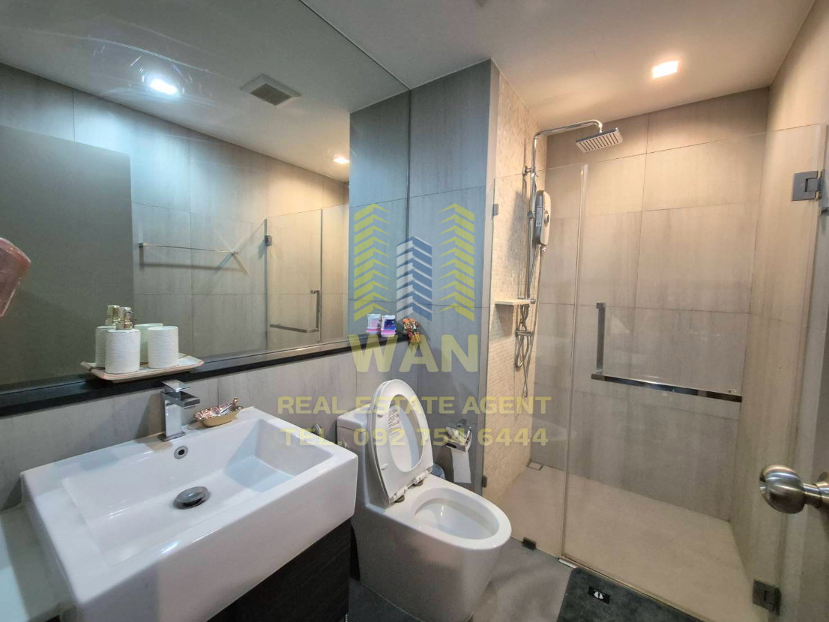 picture politan aqua for rent riverside - 6/13
