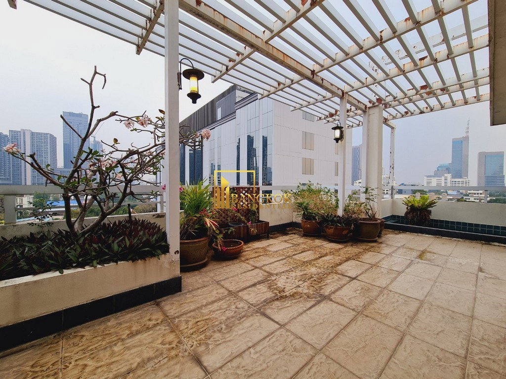 รูป Generously Sized 5 Bed Penthouse Apartment in Phrom Phong - BR0180AP - รูปที่ 13/37