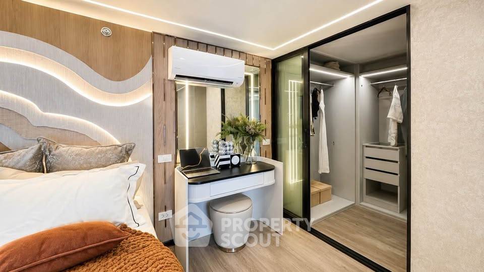 picture 200m To MRT Huai Khwang | 2-BR SOHO Bangkok Ratchada (ID 3159841) - 15/17