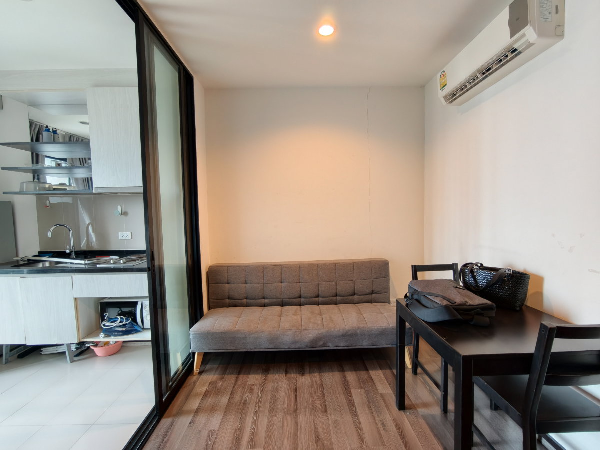 รูป คอนโด ให้เช่า : The Base Park East Sukhumvit 77 (( BTS Onnut Udomsuk  )) MK-02  line @livingbkk - รูปที่ 2/10