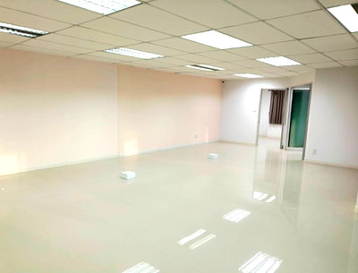 เช่าสำนักงาน เขตห้วยขวาง : อาคาร พีเอวี (PAV BUILDING) ลาดพร้าว42