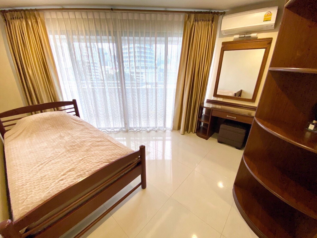 picture 🔥 BAAN SUANPETCH SUKHUMVIT 39 – SPACIOUS CLASSIC LUXURY RESIDENCE NEAR BTS PHROM PHONG AT 18.7 - 6/14