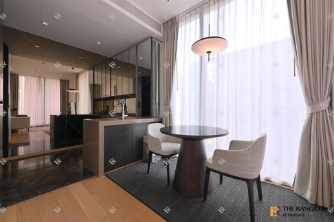 28 Chidlom near BTS Chit Lom Location Near Employment, Surrounded by Lifestyles