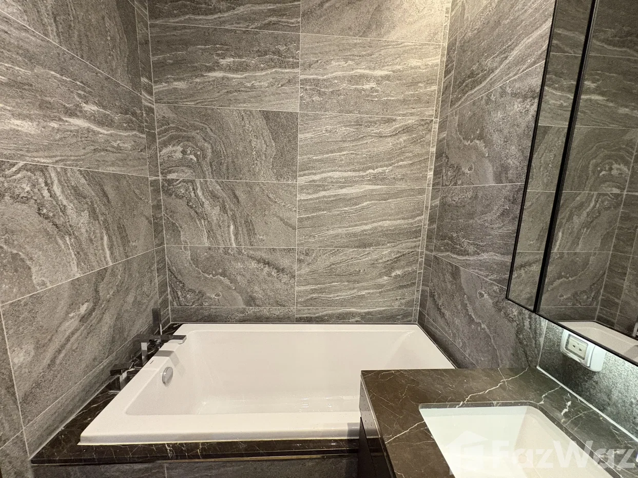 picture The Esse Sukhumvit 36 1 Bedroom 6653948 - 2/6