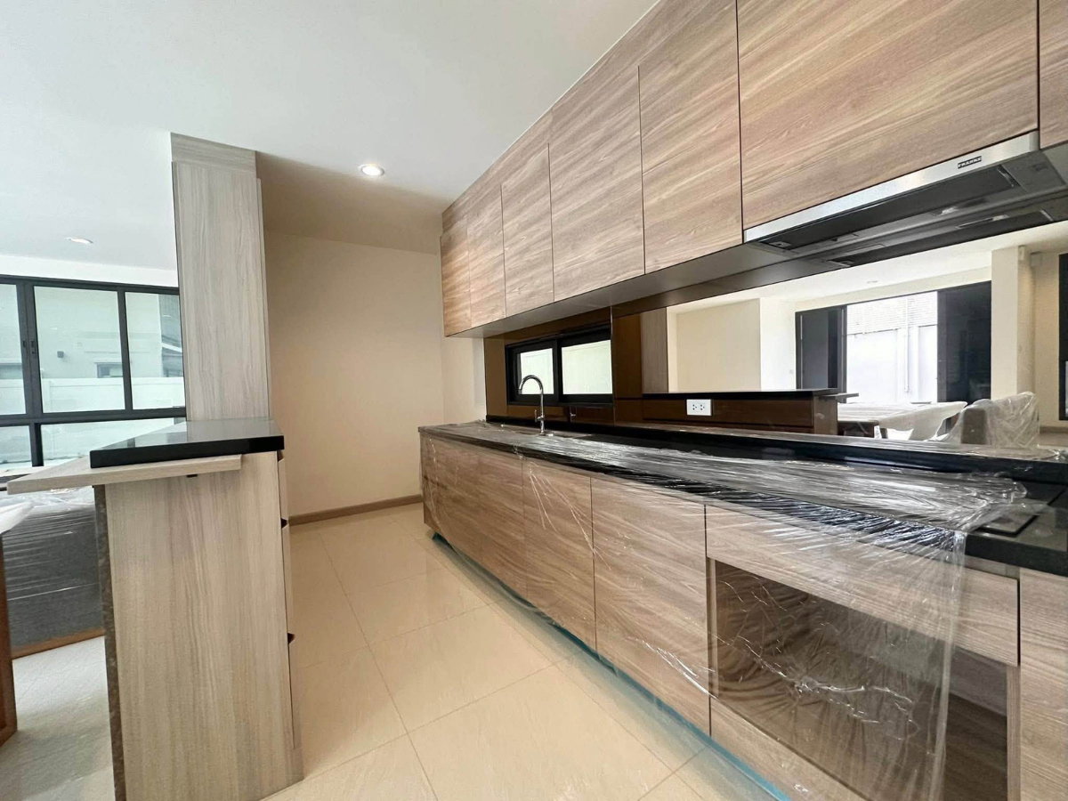 รูป P0831/[ขายอย่างเดียว] บ้านเดี่ยวหรู 3 ชั้น เอคิว อาร์เบอร์ สวนหลวง ร.9 – พัฒนาการ (AQ Arbor Suanluang Rama 9 - รูปที่ 9/16