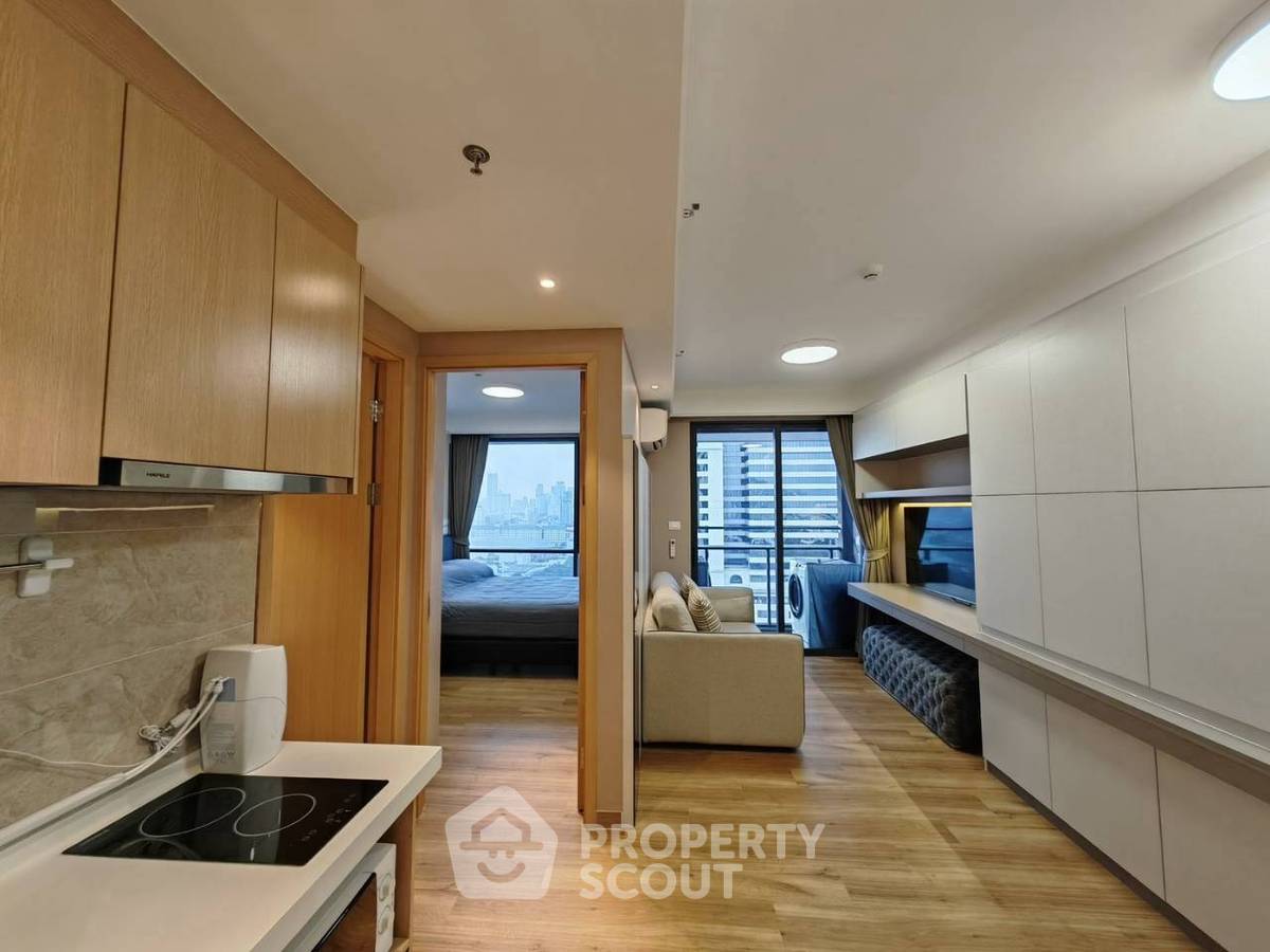 picture 19th-Floor 1-BR At Regal Sathon-Naradhiwas (ID 3155830) - 1/9