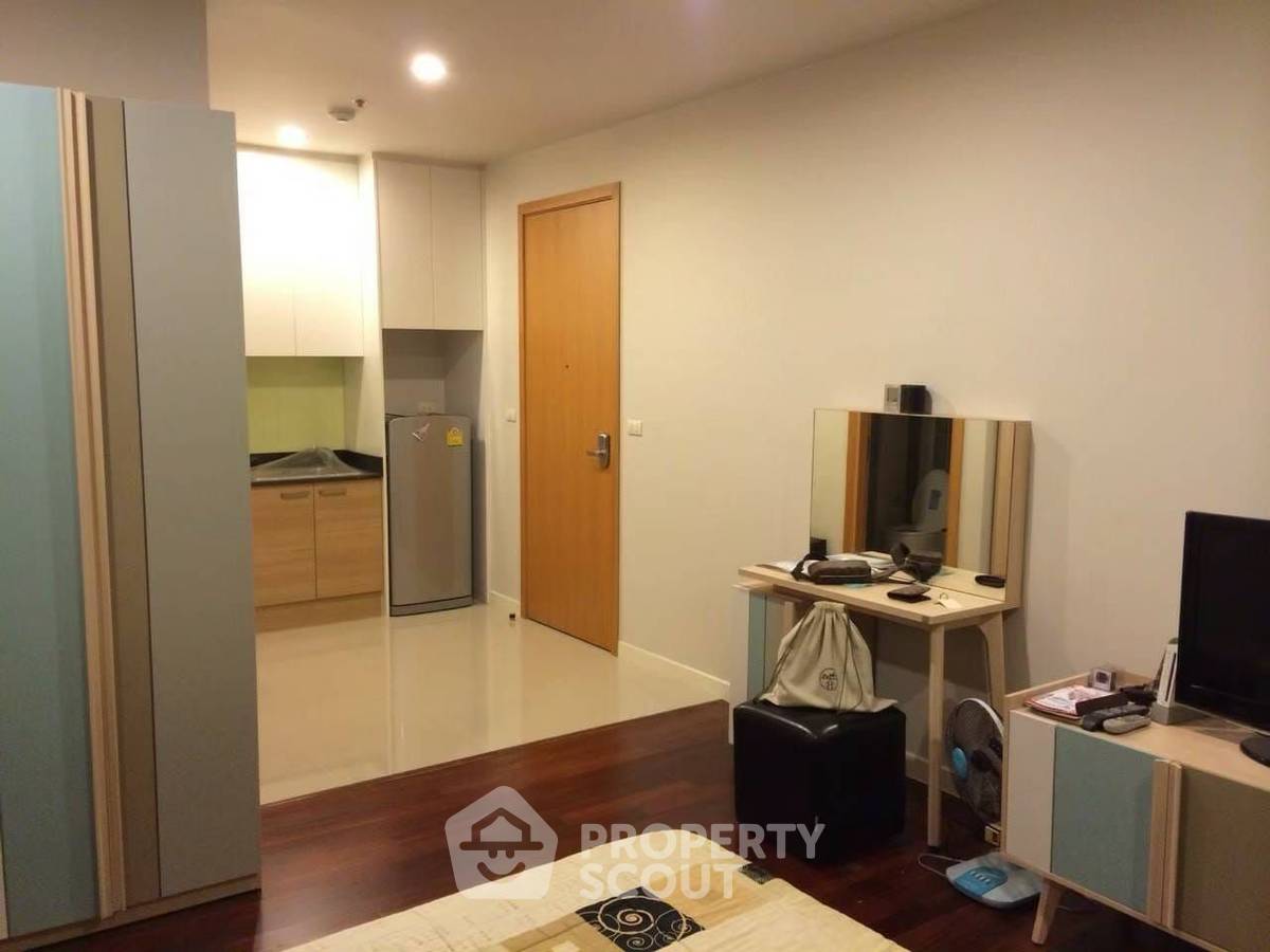 picture Great Value 1-BR At Circle Condominium Near MRT Phetchaburi (ID 769021) - 6/6