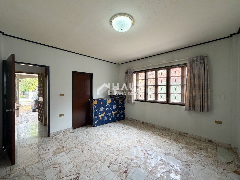 picture Chaiyapurek Bangwang / 4 Bedrooms #HPHU019 - 10/29