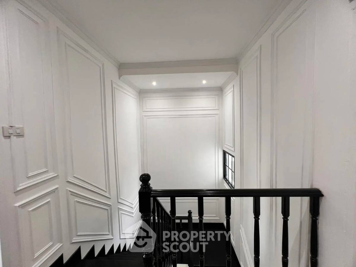 picture 3-BR 180 Sqm House For Sale At บ้านอักษรา, Thawi Watthana (ID 3158345) - 4/10