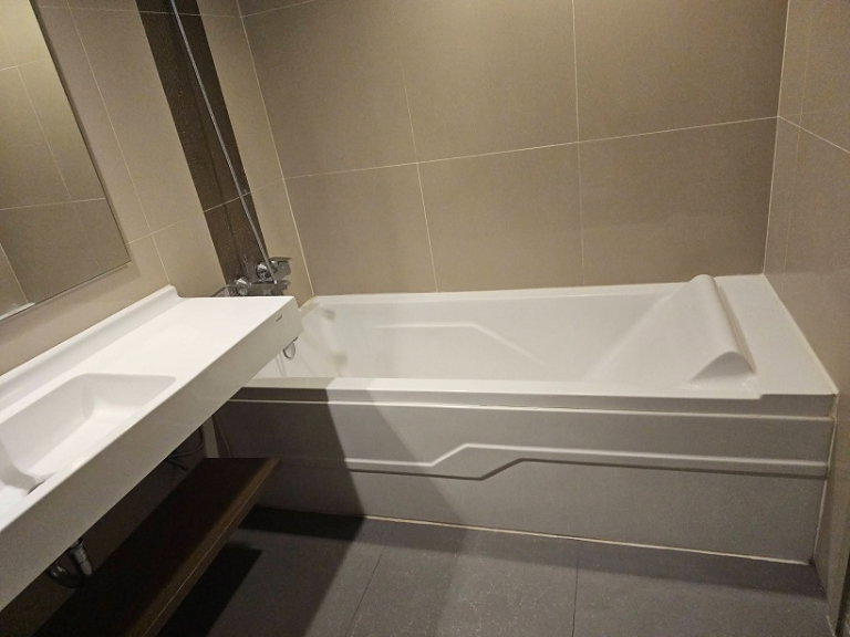 picture My favorite 2-bedroom this month at Ideo Sukhumvit 93. - 10/12
