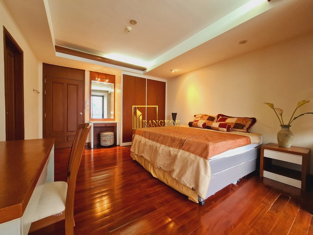 รูป Generously Sized 5 Bed Penthouse Apartment in Phrom Phong - BR0180AP - รูปที่ 16/37