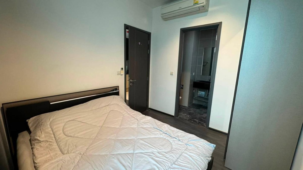 picture For rent Edge 23 1 bedroom available now - 4/10