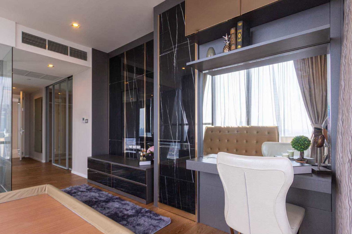 รูป LTHC16028 - Duplex Condo for Rent Sathorn | The Bangkok Sathorn | 122 sq.m. | 2 Bed 2 Bath | BTS Surasak | 150K | คอนโดดูเพล็กซ์ให้เช่า สาทร - รูปที่ 4/10
