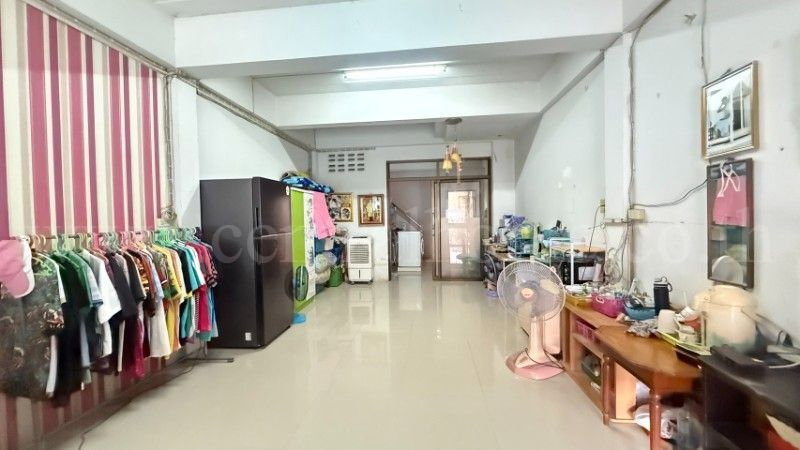 รูป ทาวน์เฮ้าส์ 2 ชั้น เพชรเกษม 87 หนองแขม ทำเลดี - รูปที่ 4/13