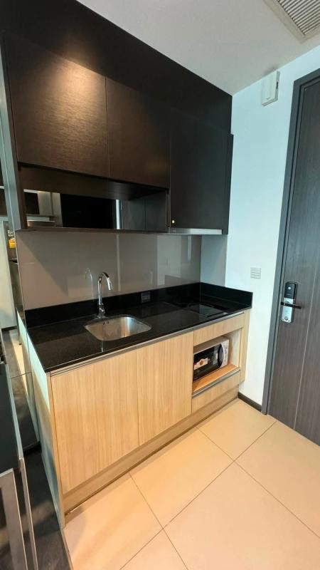 picture For rent Edge 23 1 bedroom available now - 6/10