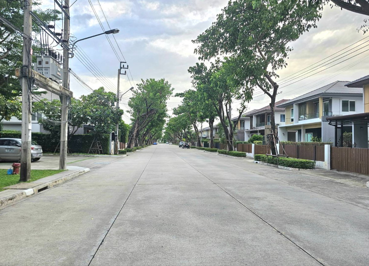 รูป บ้านเดี่ยวขาย | หมู่บ้านพฤกษ์ลดา สุวรรณภูมิ  💰 ราคาขายเพียง 6,600,000 บาท - รูปที่ 3/12