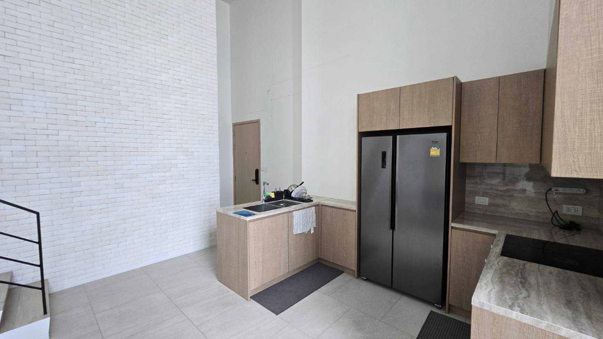 รูป LTHC16024 - Duplex Condo for Rent Silom | The Lofts Silom | Near BTS Surasak | 90K/Month | คอนโดดูเพล็กซ์ให้เช่า เดอะ ลอฟท์ สีลม - รูปที่ 5/9
