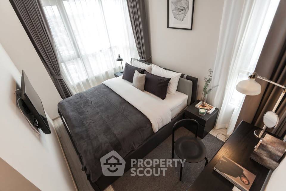 picture 29th-Floor 2-BR XT Huaikhwang, 100m To MRT Huai Khwang (ID 3160494) - 3/6