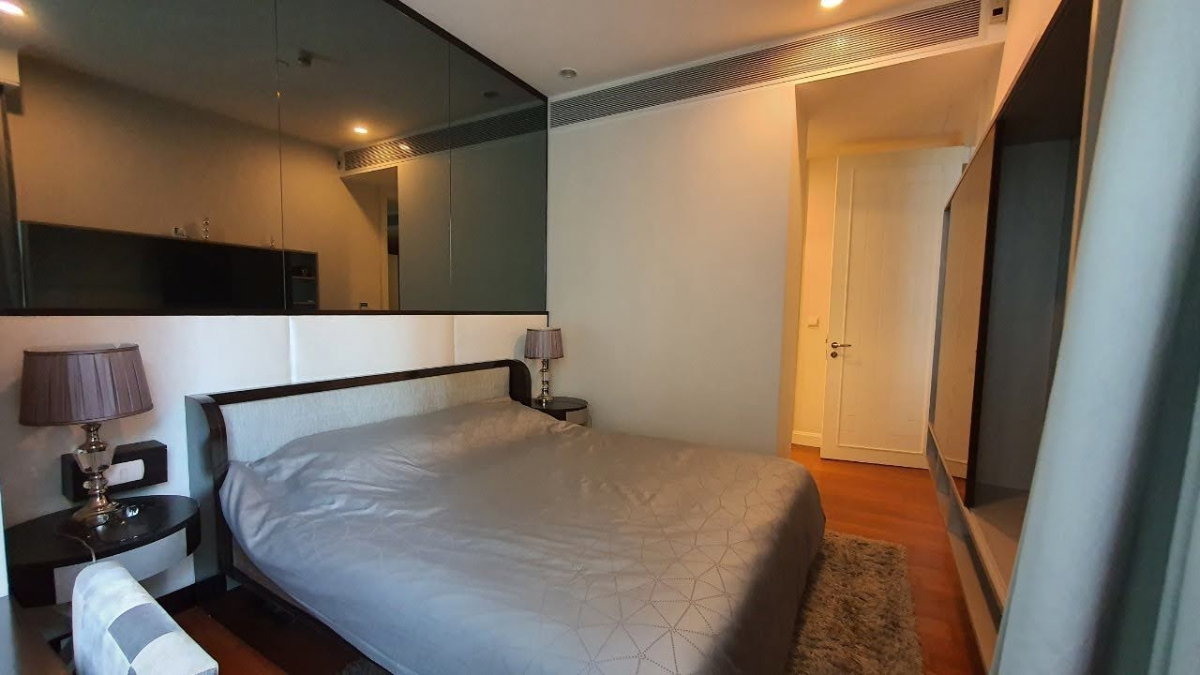 รูป Q Langsuan Newly Available Beautiful 2 bedroom apartment - รูปที่ 7/15