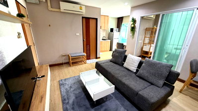 Condos for rent 700 Year Sports Arena Chiang Mai : 1 bedroom at Pansook “The Urban” condo in the middle of Nimmand and Old town