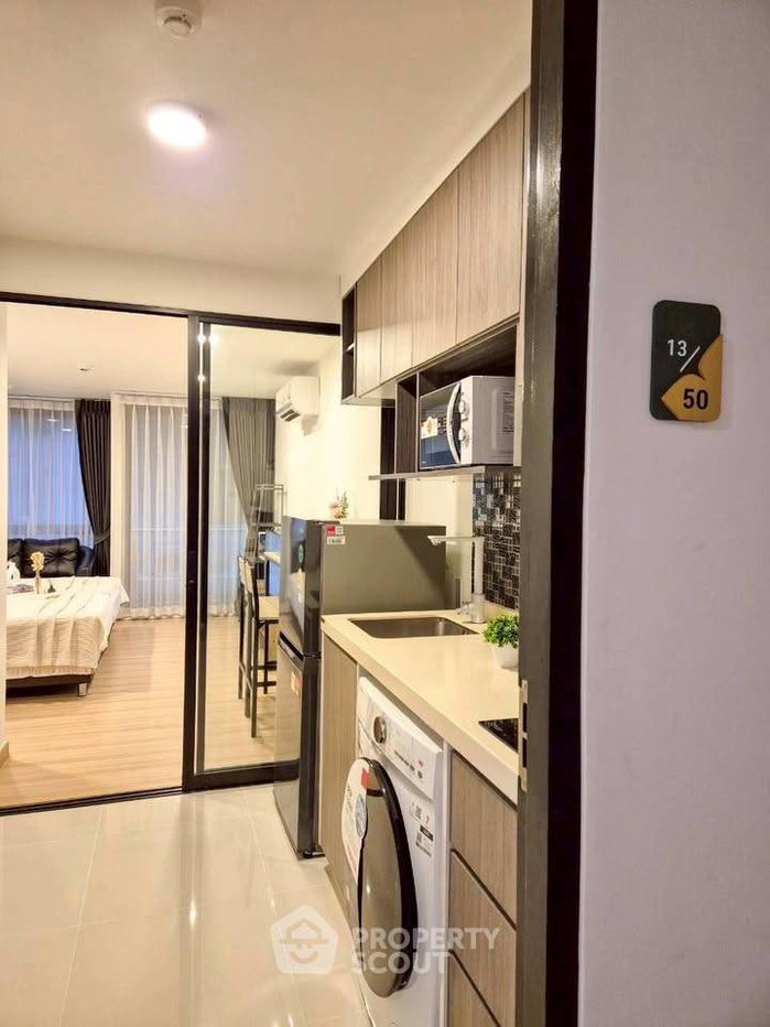 รูป คอนโดหนึ่งห้องนอนเลี้ยงสัตว์ได้ Chateau In Town Pinklao ใกล้ MRT สิรินธร (ID 3159844) - รูปที่ 2/9