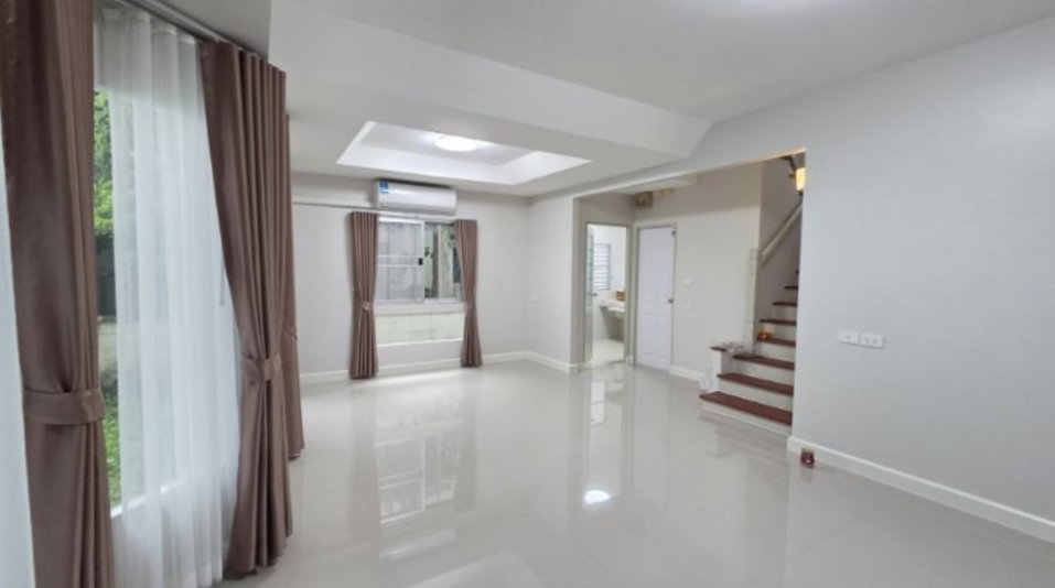 รูป ✨ ให้เช่า บ้านเดี่ยว 2 ชั้น + หลังมุม + renovate โครงการ ชัยพฤกษ์ บางนา 2 ขนาด 75 ตรว 3 นอน 2 น้ำ 17800 บาท - รูปที่ 4/15