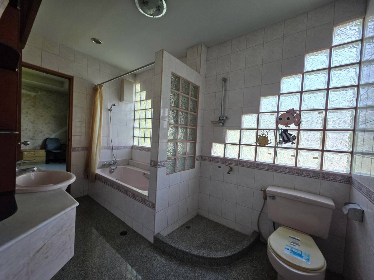 รูป ขาย บ้านพร้อมที่ดิน 191 ตร.ว แปลงใหญ่ Rare Item !! ซ.บุญศิริ ใกล้ BTS รร.นายเรือ ปากน้ำ - รูปที่ 5/21