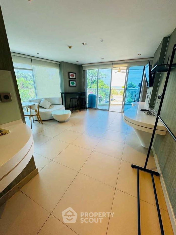 picture Spacious 1-BR 77 Sqm At Sands Condominium, Phratamnak (ID 2356415) - 4/10