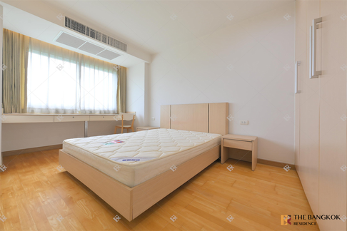 Room available, great price Residence 52 near BTS On Nut