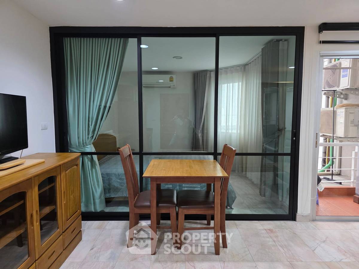 รูป คอนโด 1 ห้องนอน The Prime Suites ใกล้ BTS อโศก (ID 3157706) - รูปที่ 2/12
