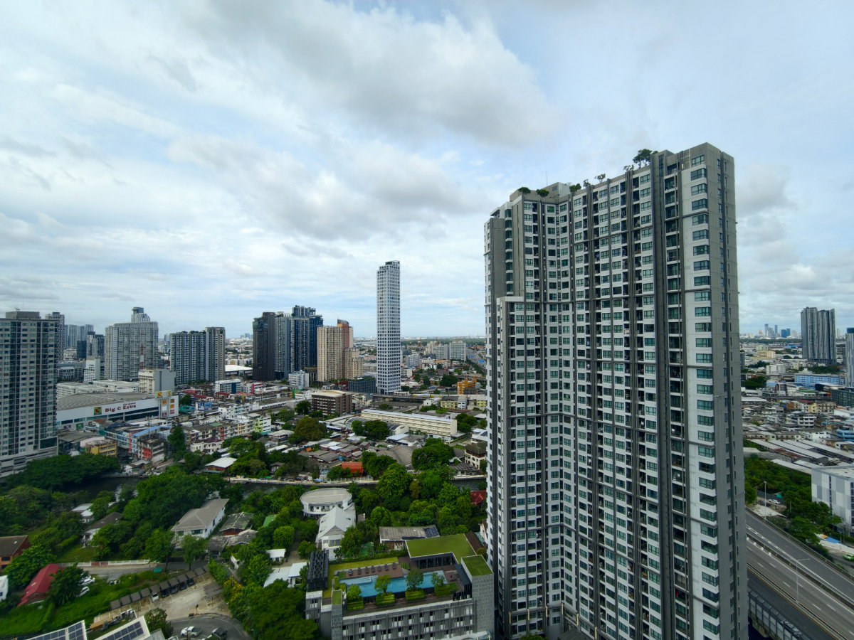 รูป คอนโด ให้เช่า : The Base Park East Sukhumvit 77 (( BTS Onnut Udomsuk  )) MK-02  line @livingbkk - รูปที่ 10/10