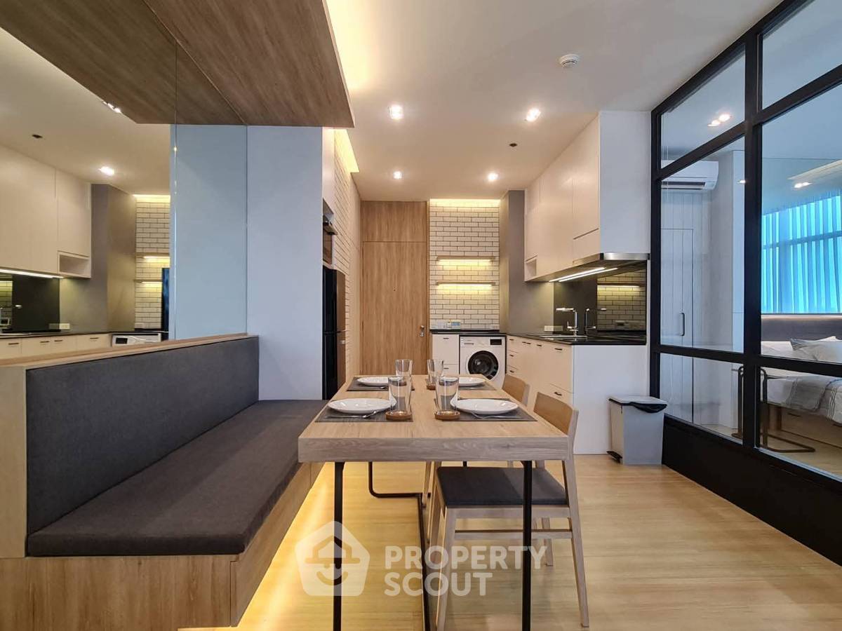 picture 1-BR At Baan Sathorn Chaopraya Near BTS Krung Thon Buri (ID 3160792) - 4/19