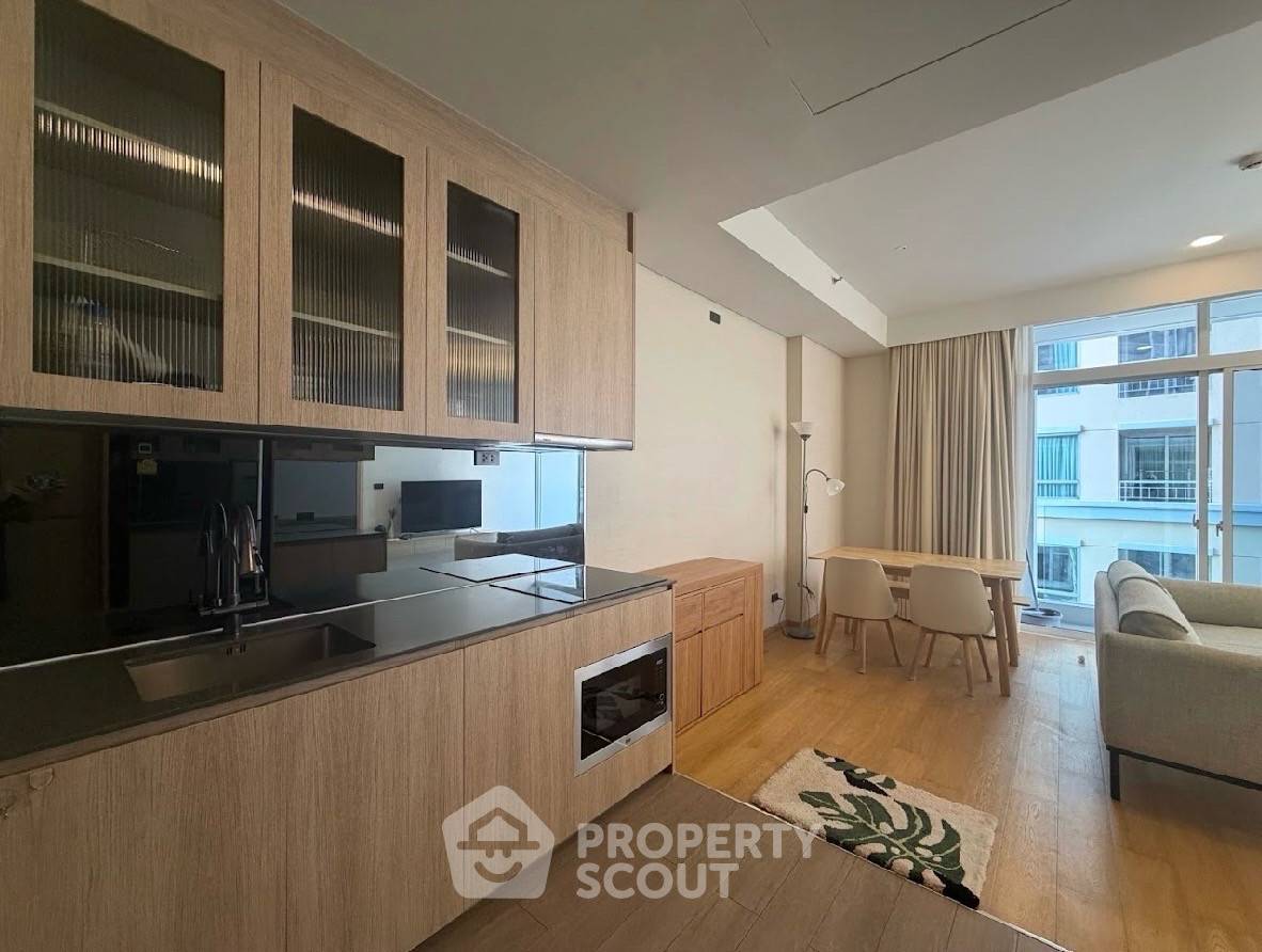 picture Well-Located 2-BR Condo At Siamese Exclusive 42, 300m to BTS Ekkamai (ID 2989853) - 3/13
