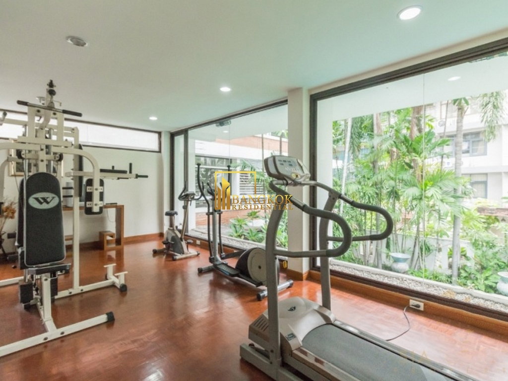รูป Generously Sized 5 Bed Penthouse Apartment in Phrom Phong - BR0180AP - รูปที่ 36/37