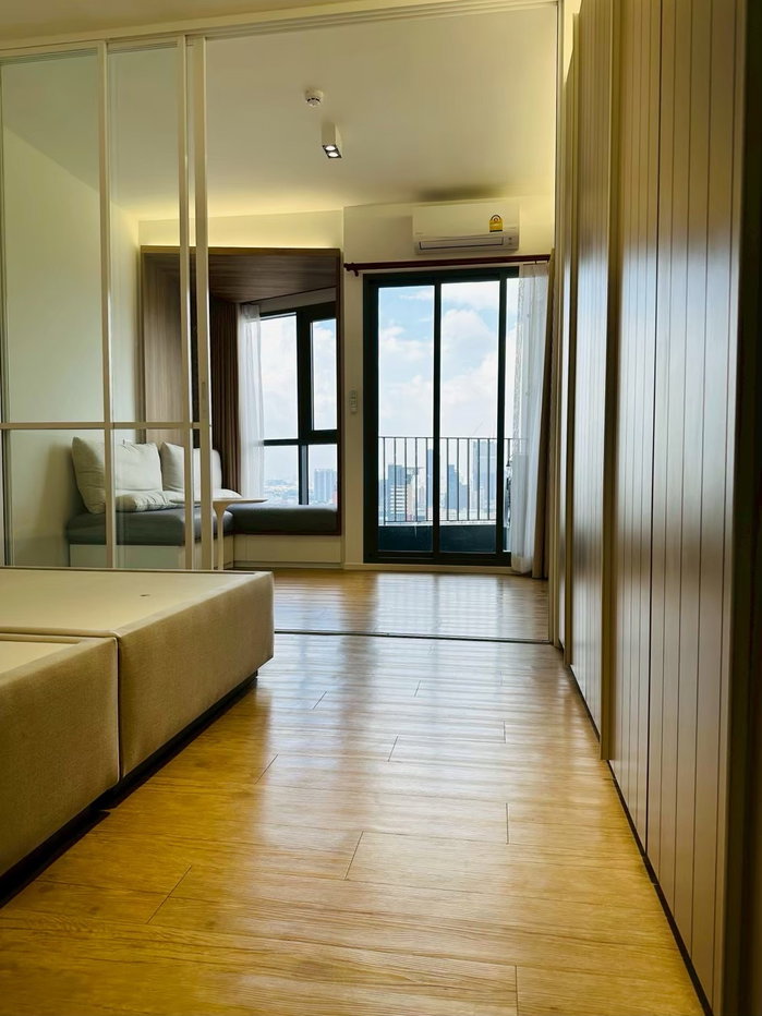 รูป 🔥ปล่อยเช่าคอนโด🔥 Triple Y Residence สามย่าน ✨ชั้น 24 ห้องริมสุด สตูดิโอ 33 ตร.ม. เฟอร์นิเจอร์ครบพร้อมอยู่ ติด MRT และสามย่านมิตรทาวน์ - รูปที่ 1/13