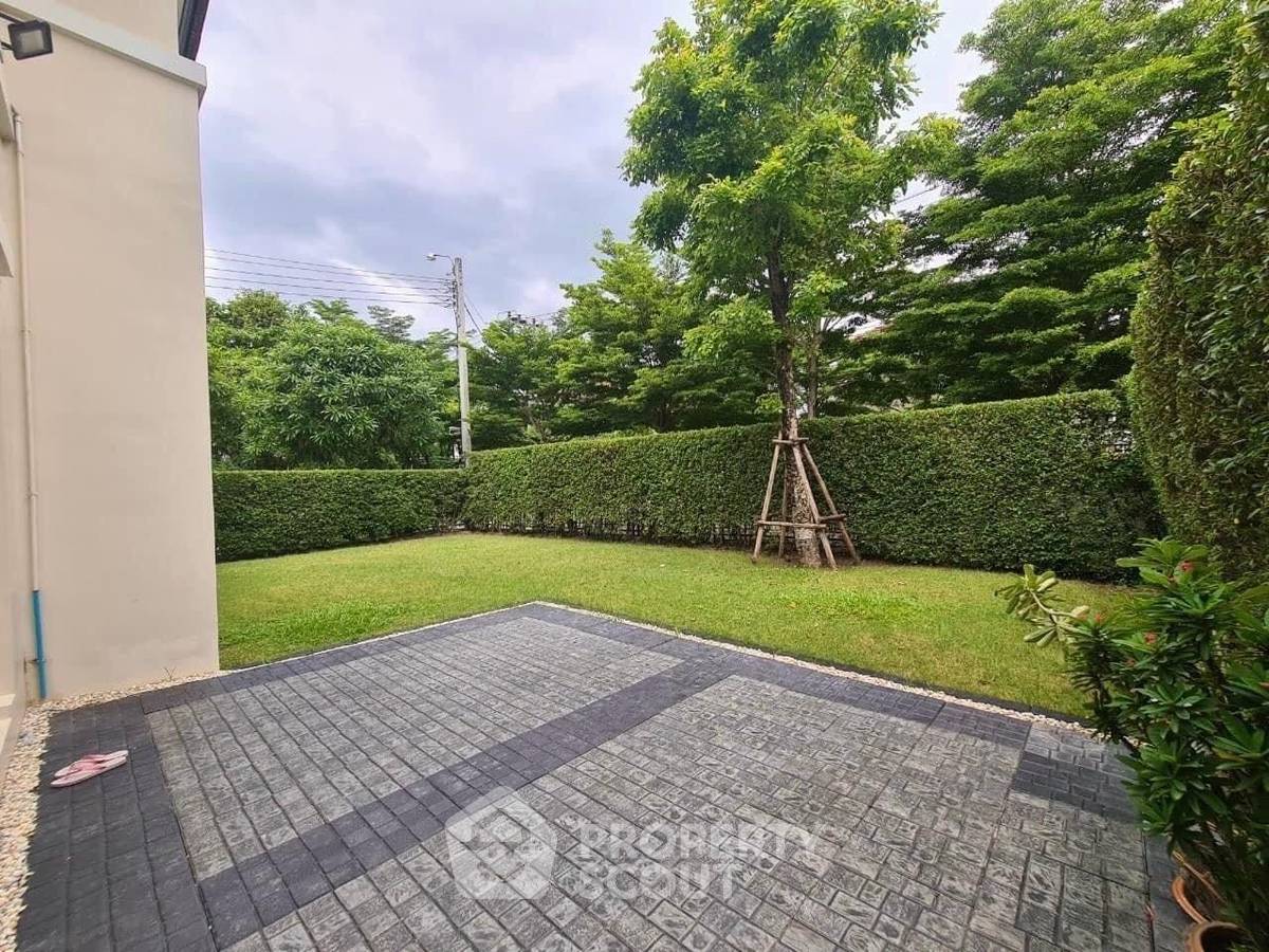 รูป บ้าน 3 ห้องนอน พื้นที่ 240 ตร.ม. ที่ Centro Onnut-Suvarnabhumi (ID 1512162) - รูปที่ 2/18