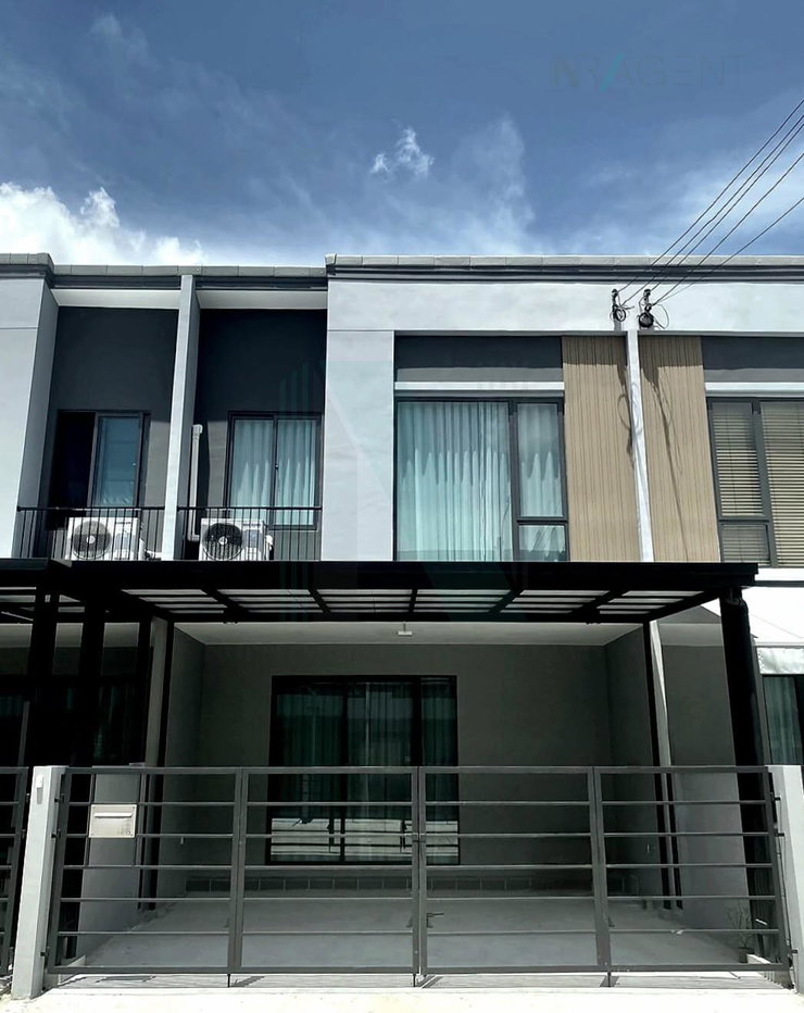 รูป 📌 ให้เช่าทาวน์เฮาส์ 2 ชั้น พลีโน่ สุขุมวิท - บางนา 2 3 ห้องนอน 2 ห้องน้ำ - รูปที่ 1/8