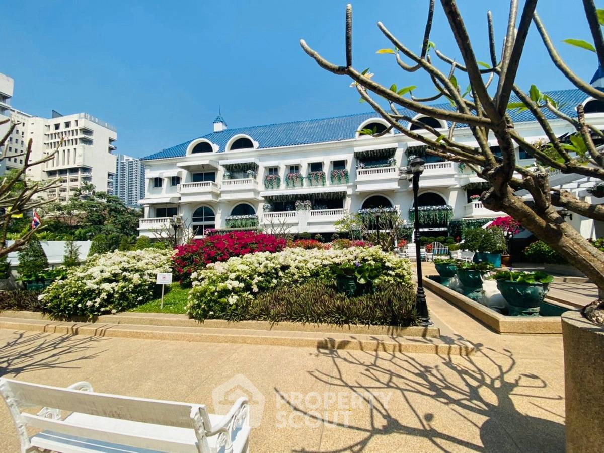 picture Pet-Friendly 2-BR Kiarti Thanee City Mansion Near MRT Phetchaburi (ID 3159121) - 12/13