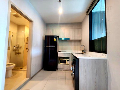 Condos for sale : 🚩 For Sell Condo LIFE PINKLAO Building 1, Floor 14,1 bed room, Room size 35 sqm