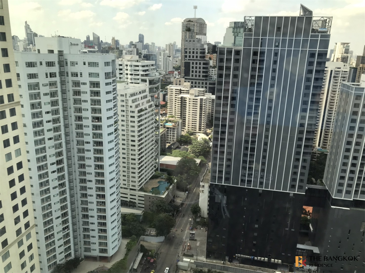 picture Ultimate Luxury Condo in Business District Ideal 24 - 6/10